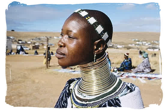 portrait-ndebele-woman-united-nations-ndebeletribe